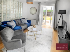 Bracknell - 1 Bedroom House With Garden
